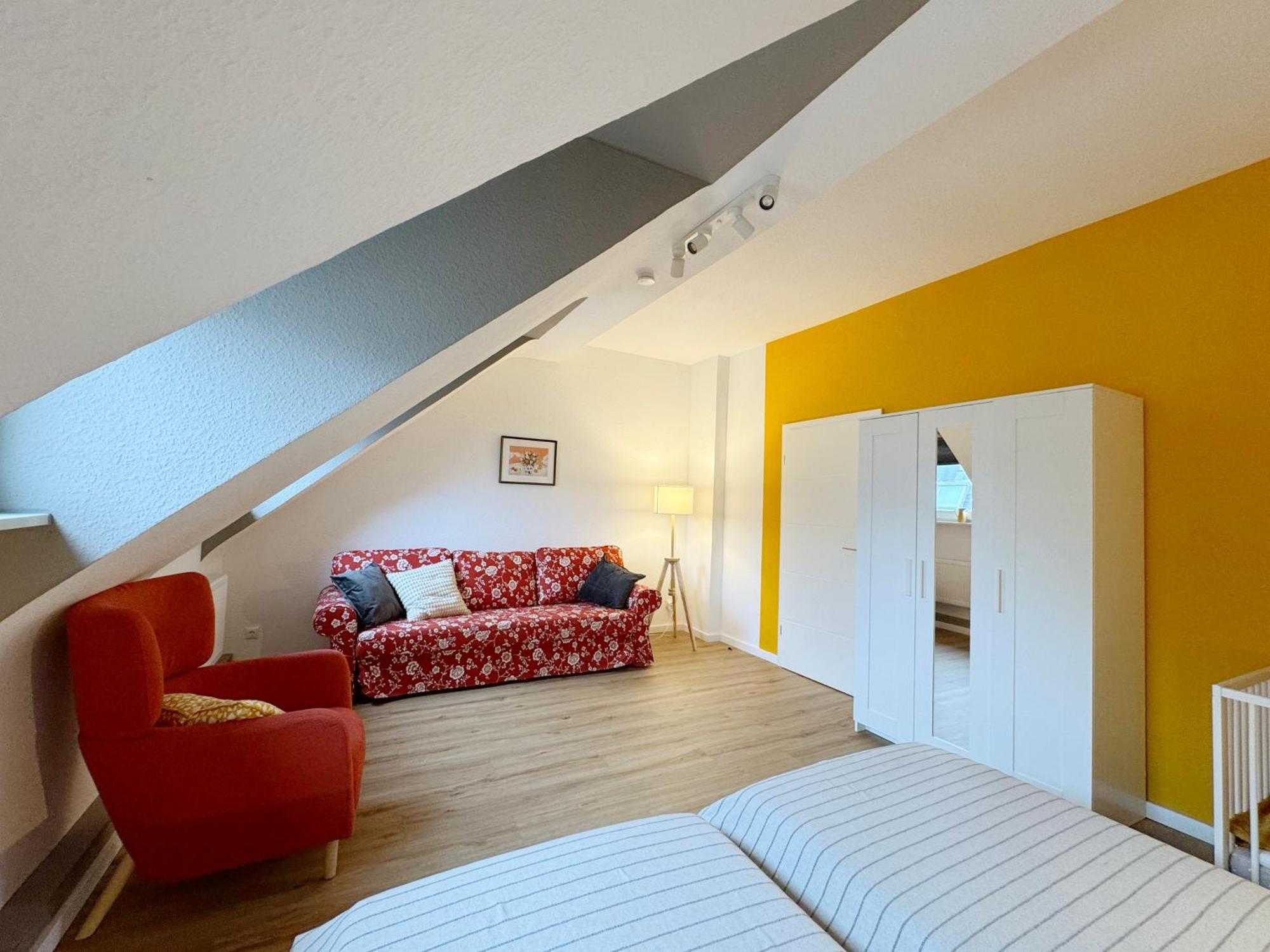Big Flat With Fresh Renovation, Free Parking, Sonyps, Netflix Apartment Duisburg Exterior photo